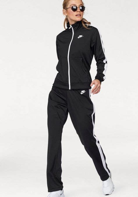 damen sportkleidung nike|nike women sport set.